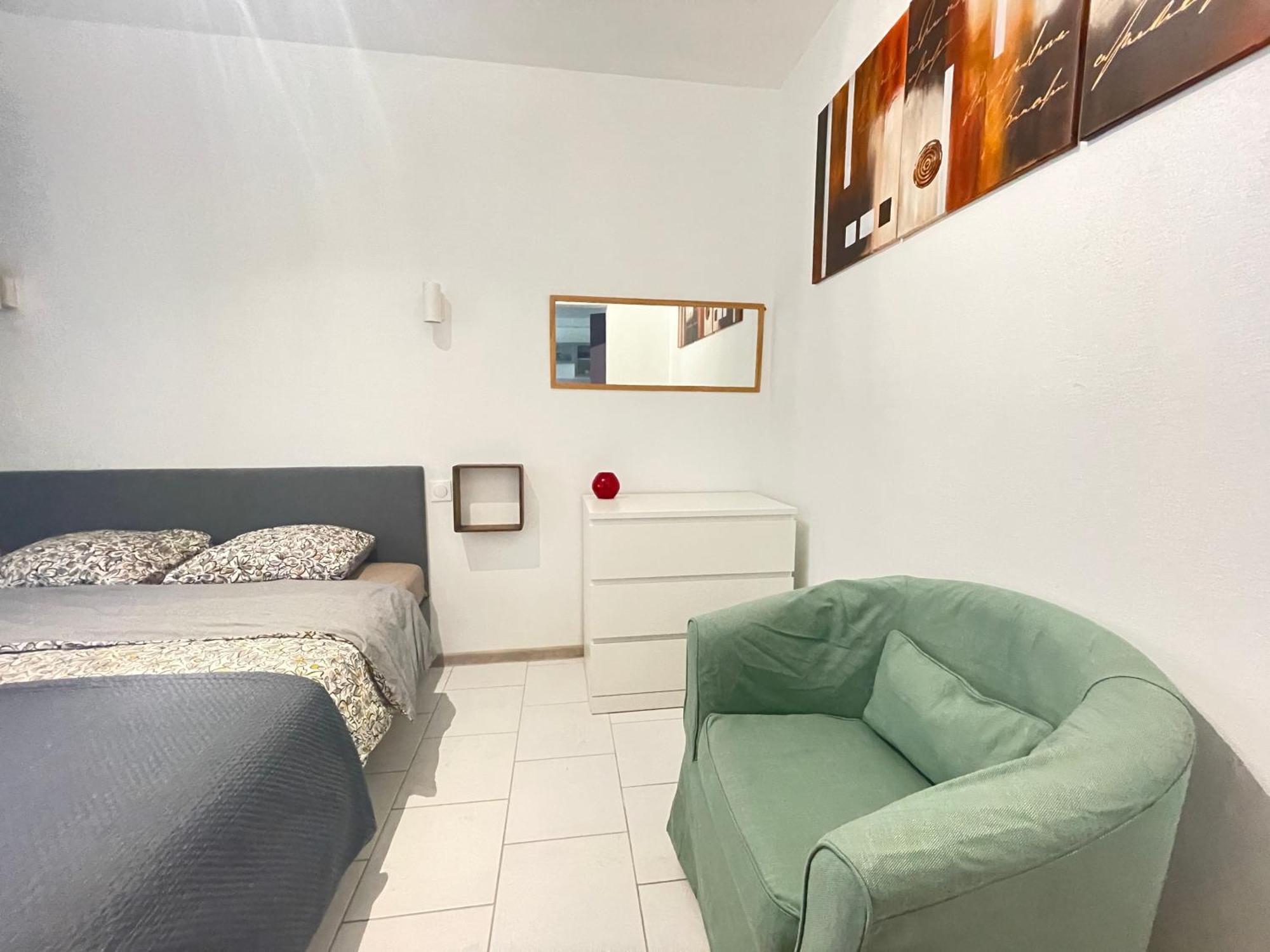 Apartment Mega Cool Flat France Suisse